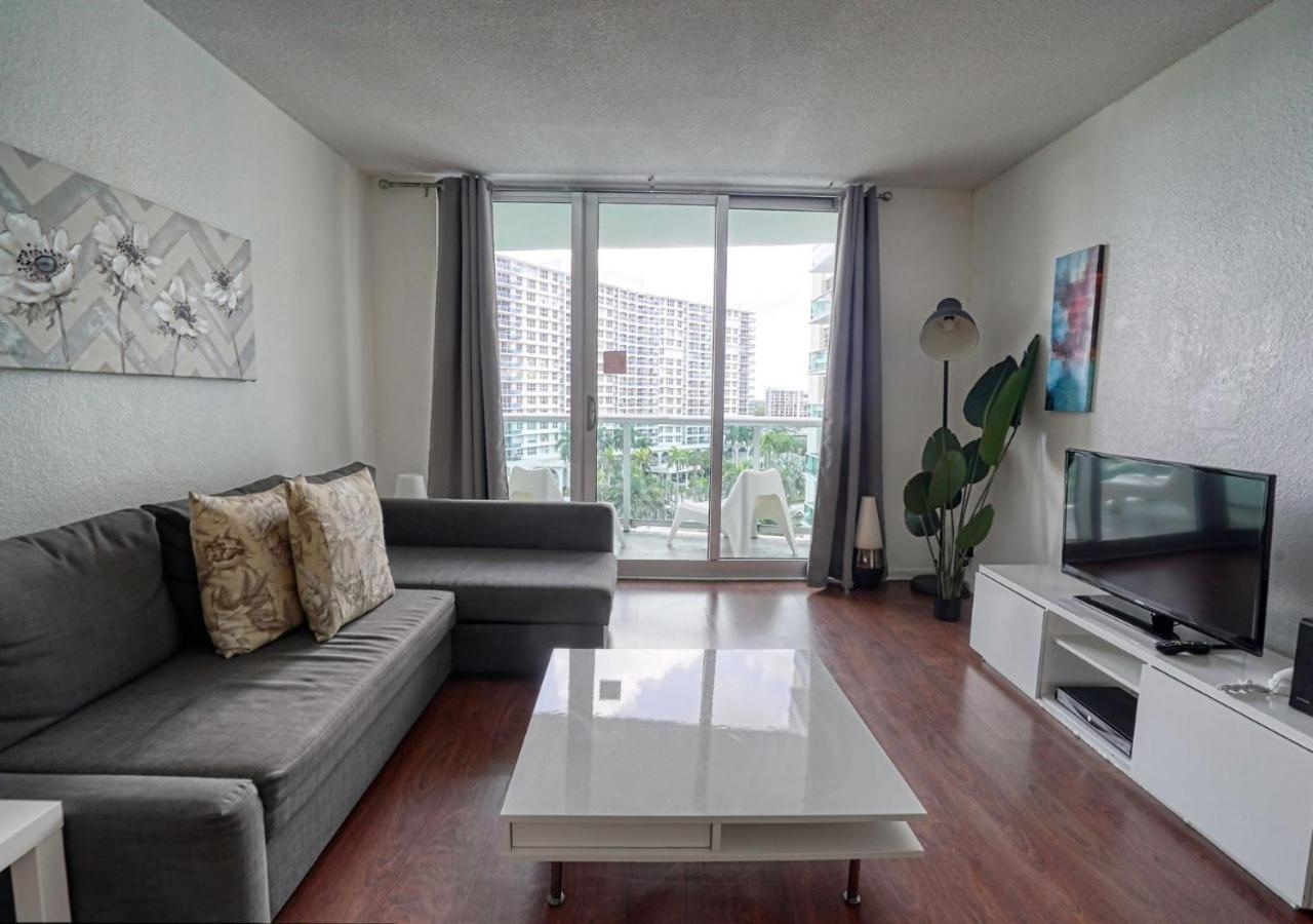 The Tides On Miami Hollywood Bay View Apartments 1B Bagian luar foto
