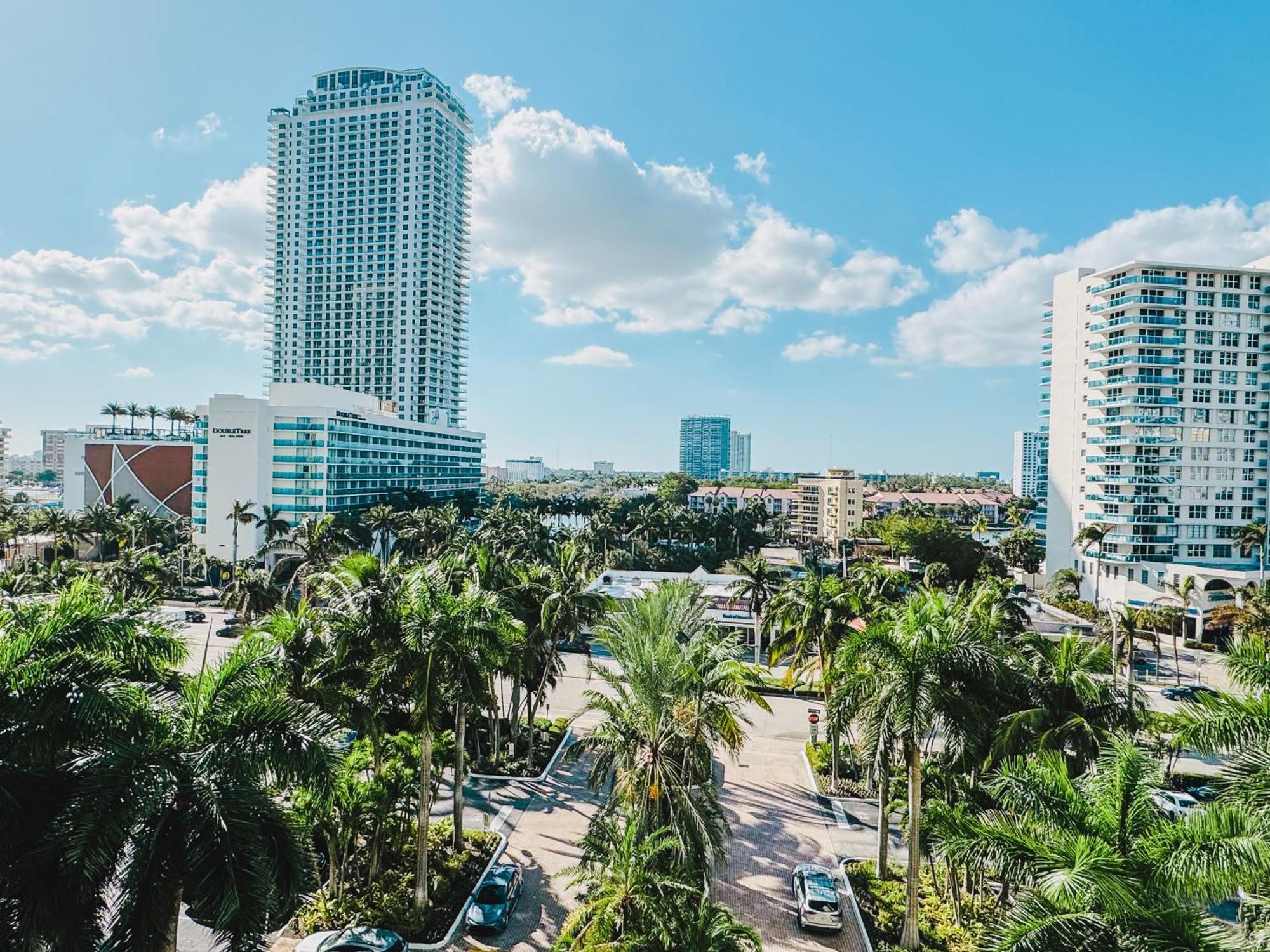 The Tides On Miami Hollywood Bay View Apartments 1B Bagian luar foto