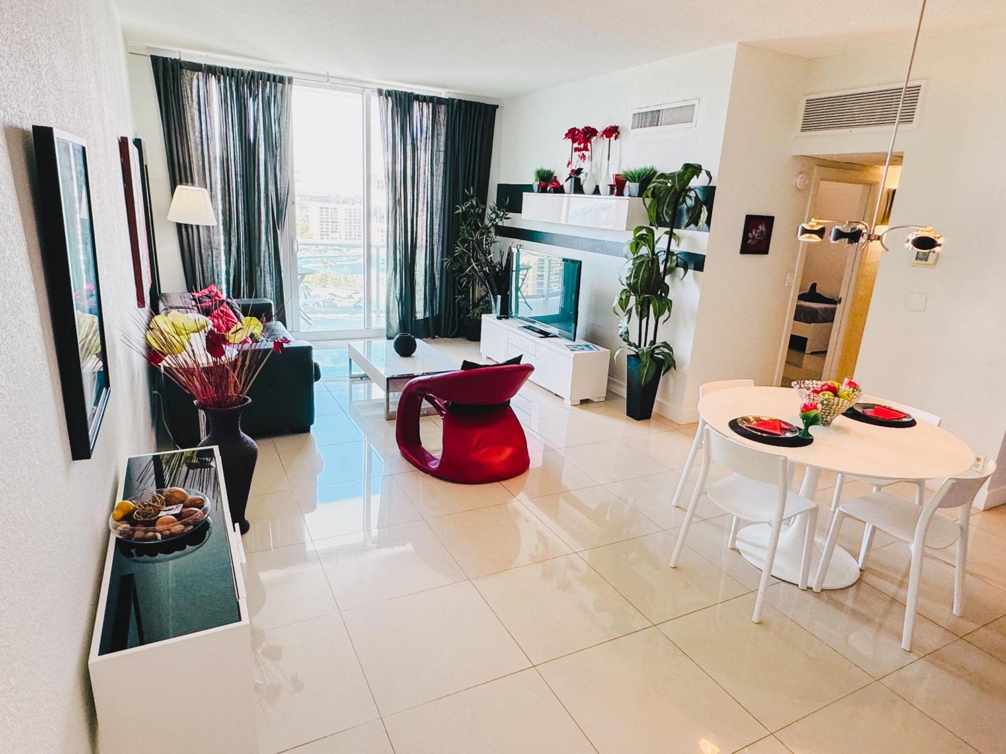 The Tides On Miami Hollywood Bay View Apartments 1B Bagian luar foto